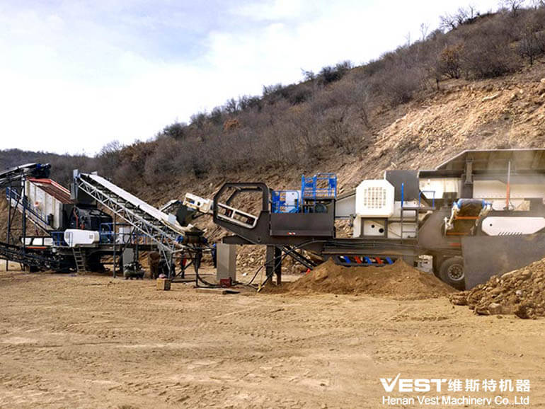 200-300tph Limestone Bluestone Mobile Crushing Plant
